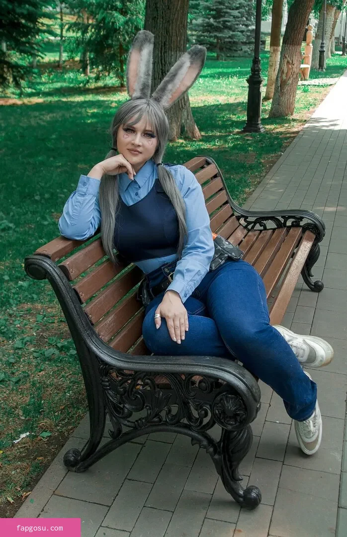 4iipainters_cosplay