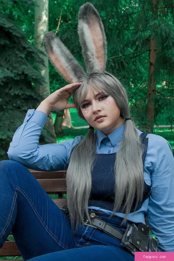 4iipainters_cosplay