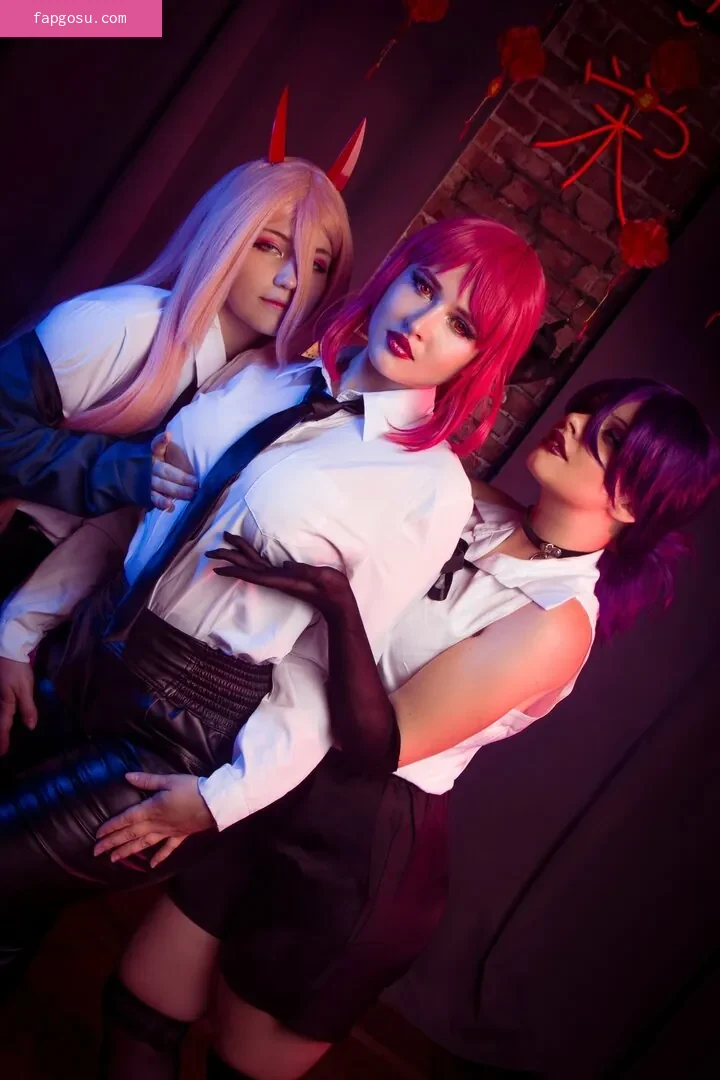 4iipainters_cosplay