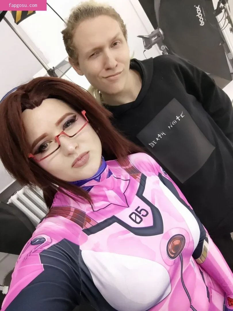 4iipainters_cosplay