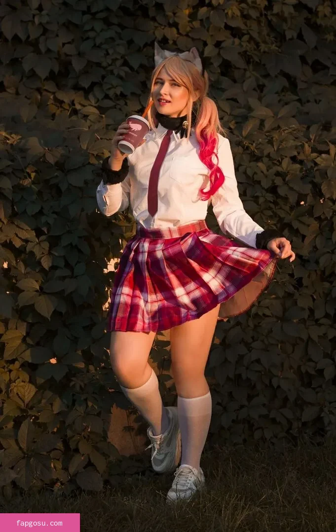 4iipainters_cosplay