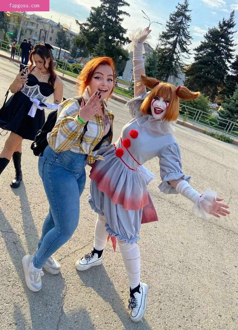 4iipainters_cosplay