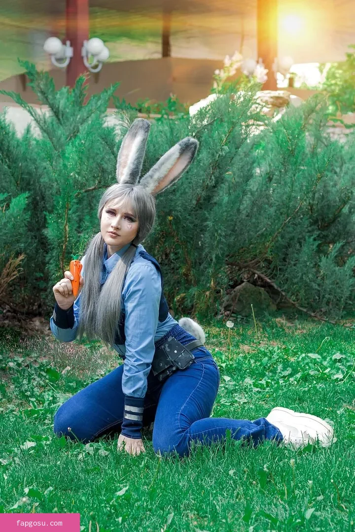4iipainters_cosplay