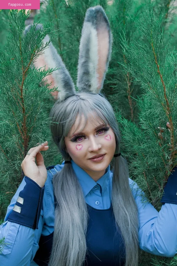 4iipainters_cosplay