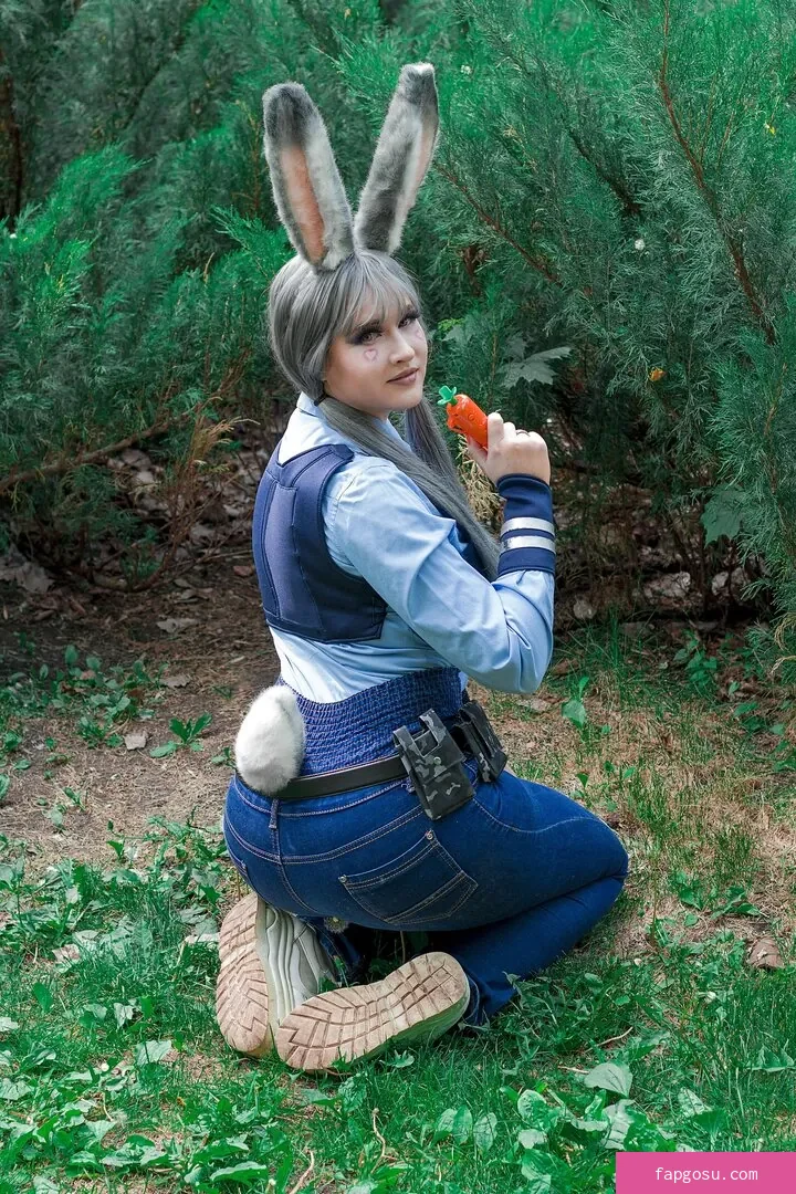 4iipainters_cosplay