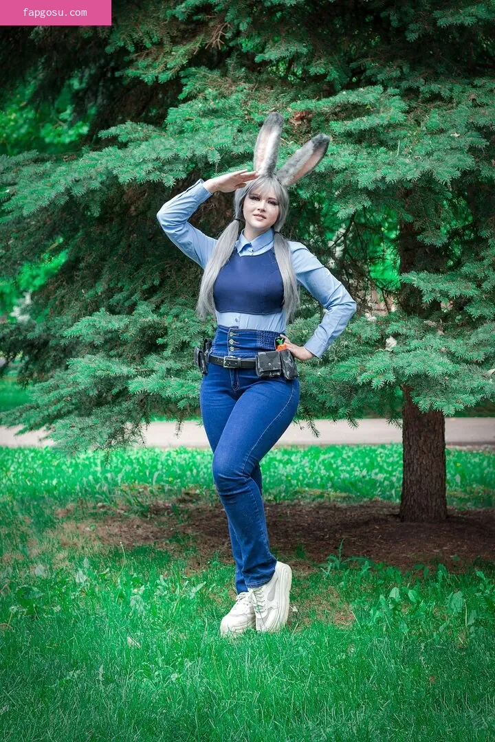 4iipainters_cosplay