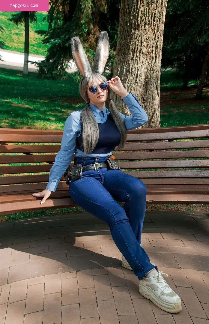 4iipainters_cosplay