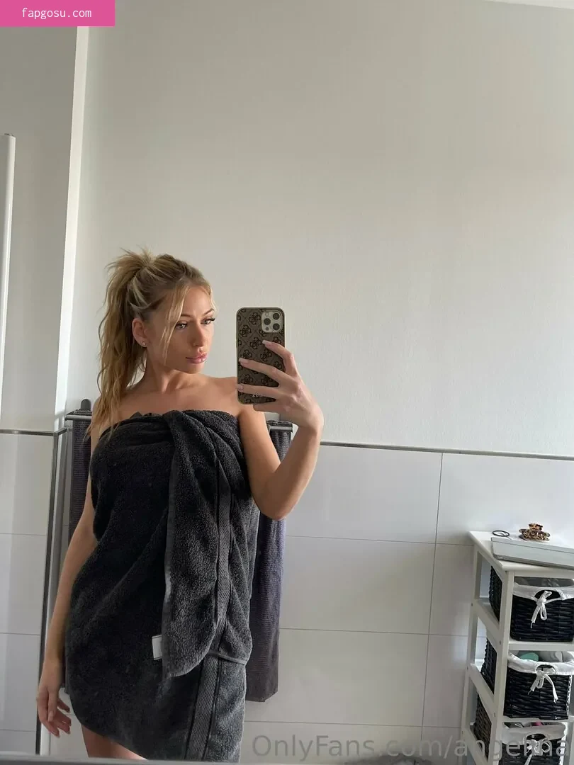 Angelina