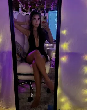 ayanarosee content