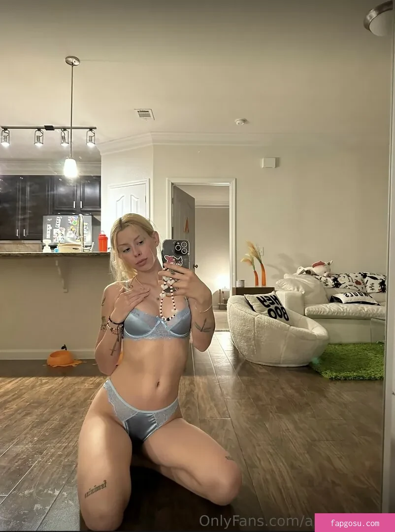 ariiexclusive