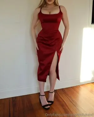 angelicfuckdoll
