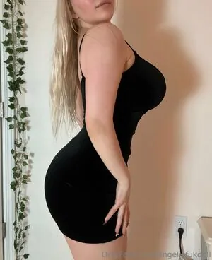 angelicfuckdoll