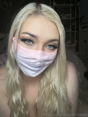 angelicfuckdoll