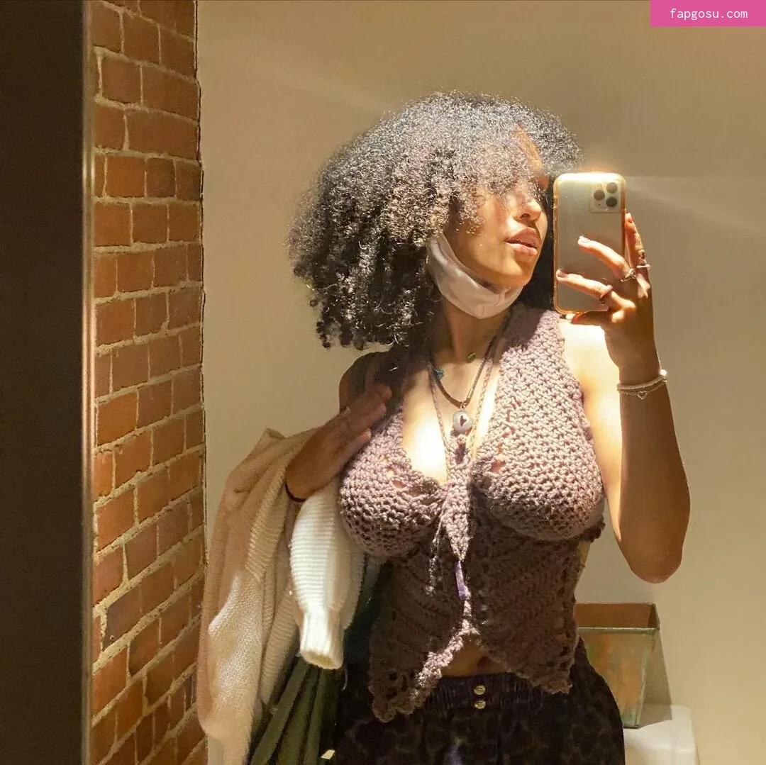 Aaliyeezy - Photo #13