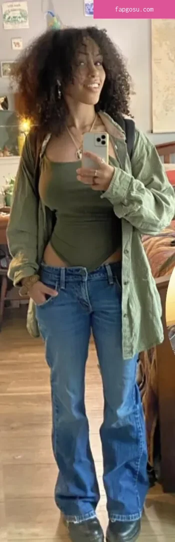 Aaliyeezy