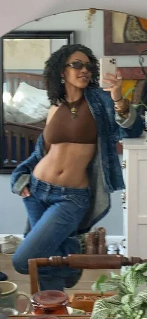 Aaliyeezy