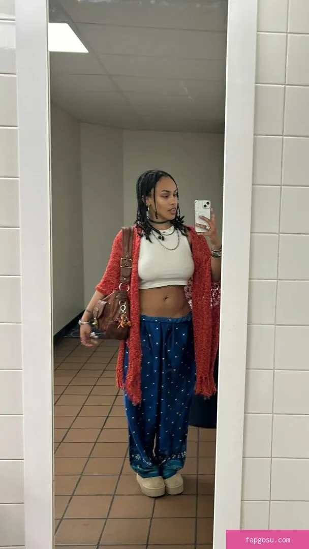 Aaliyeezy - Photo #281
