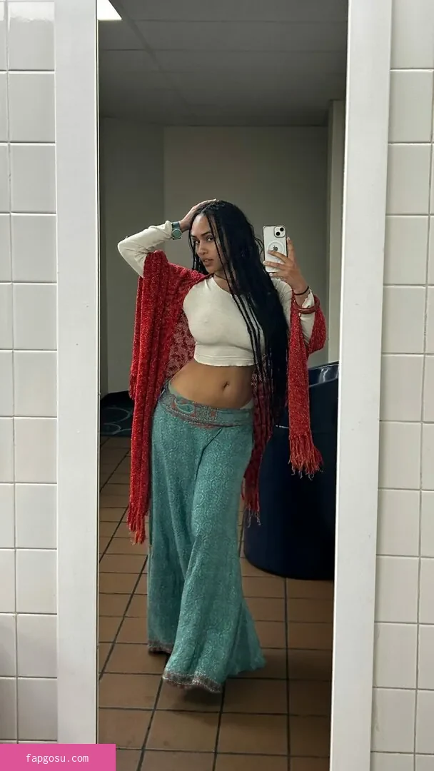 Aaliyeezy