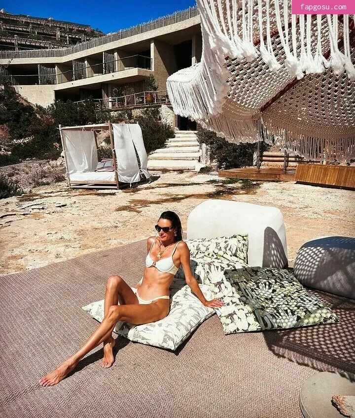 Alessandra Ambrosio