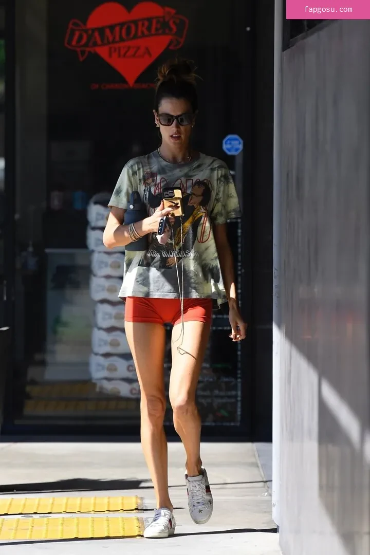 Alessandra Ambrosio - Photo #1786