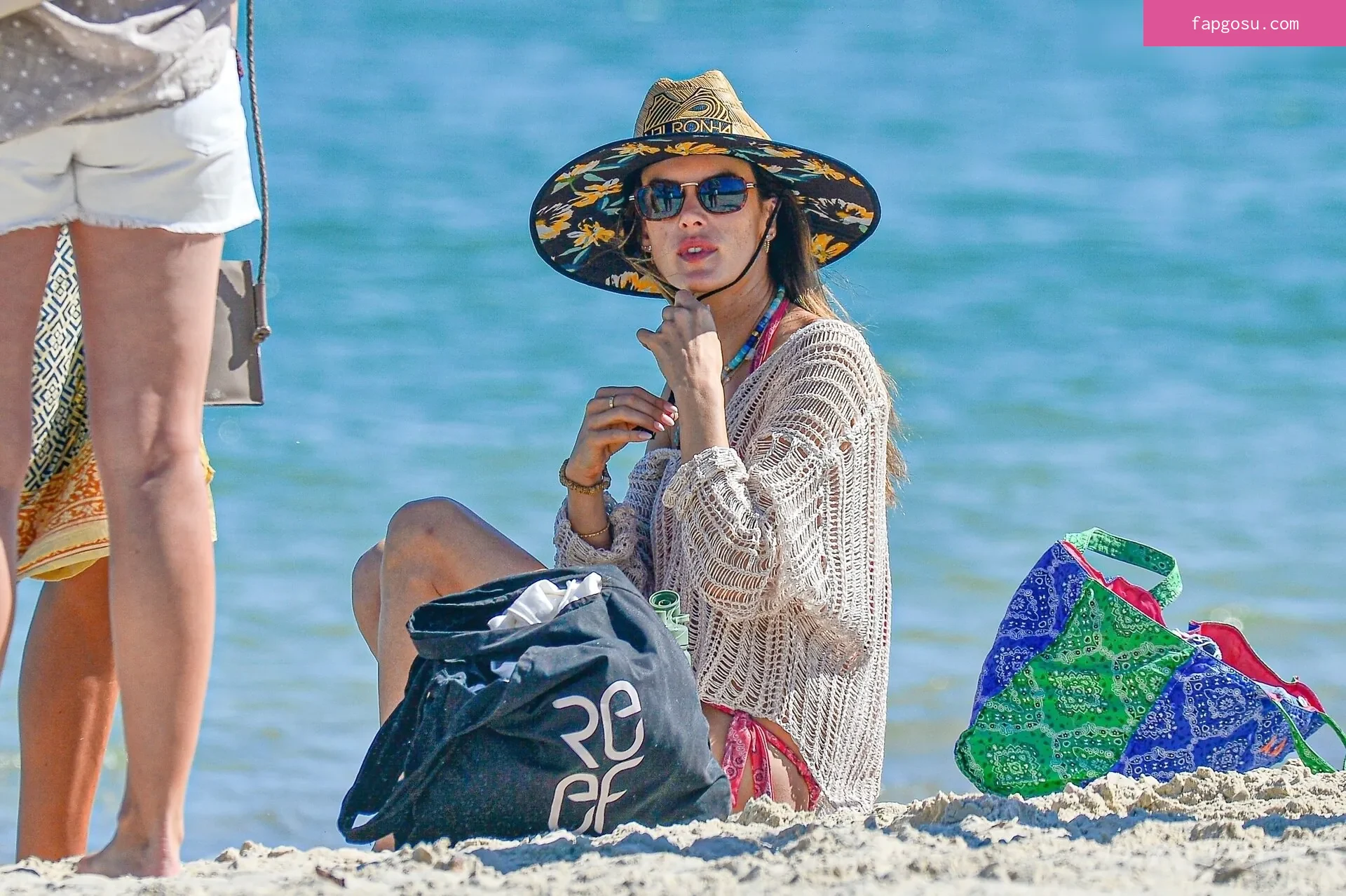 Alessandra Ambrosio - Photo #2051