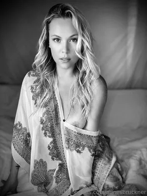 Agnes Bruckner content