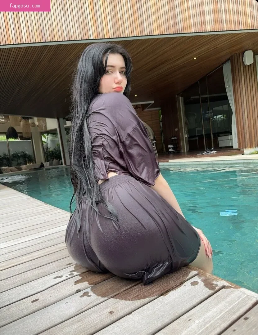 Alina Becker
