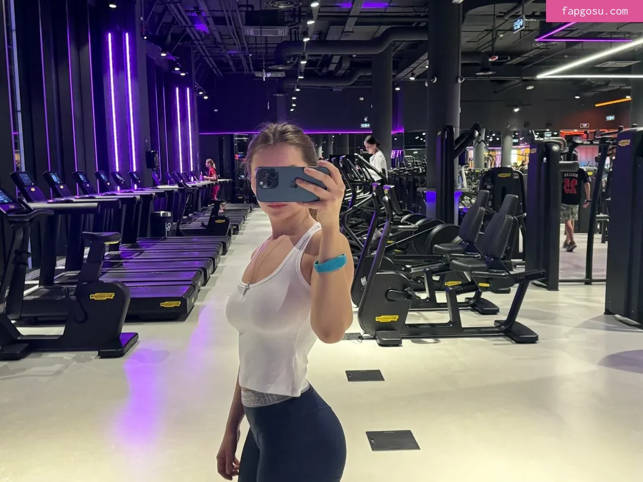 Alyona Bobrova