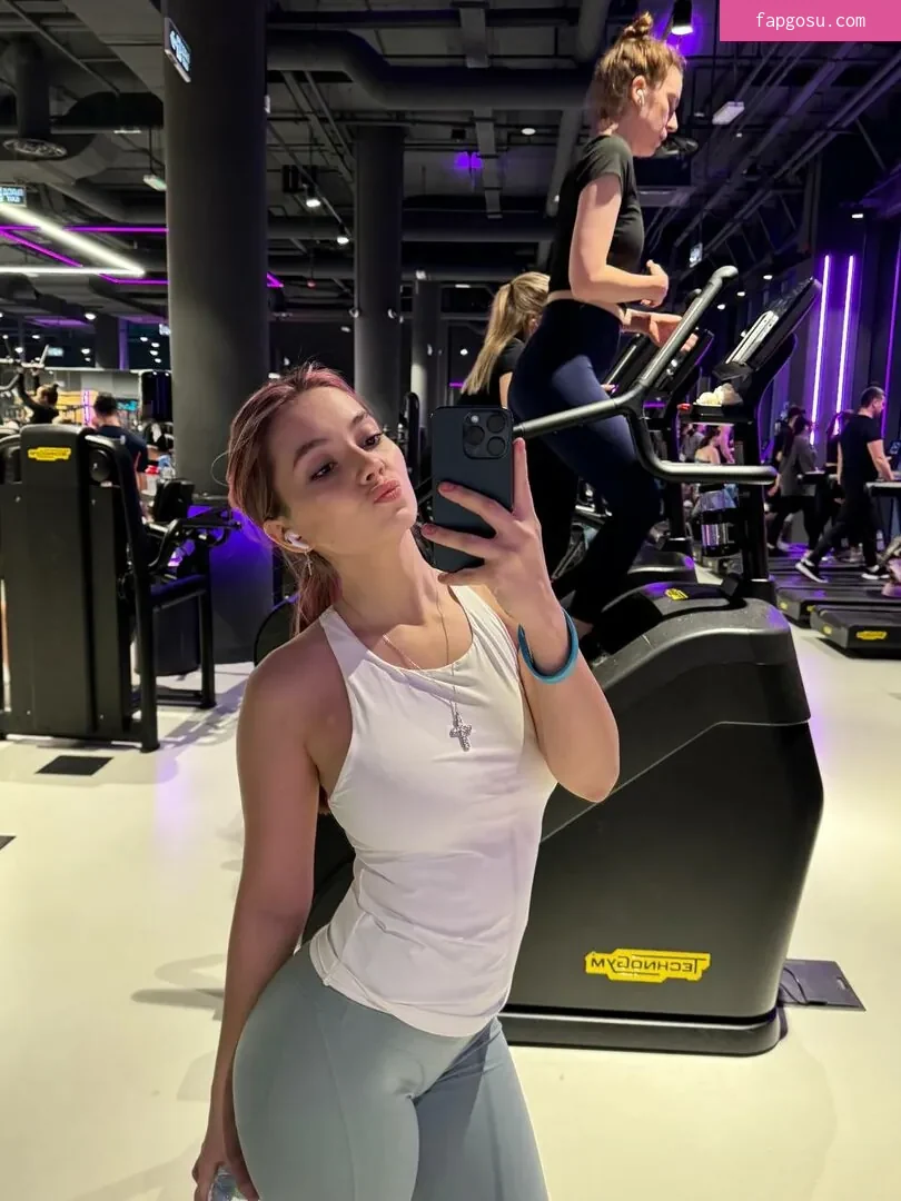 Alyona Bobrova
