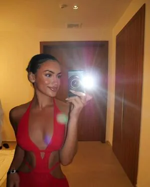 Ariana Barrett content