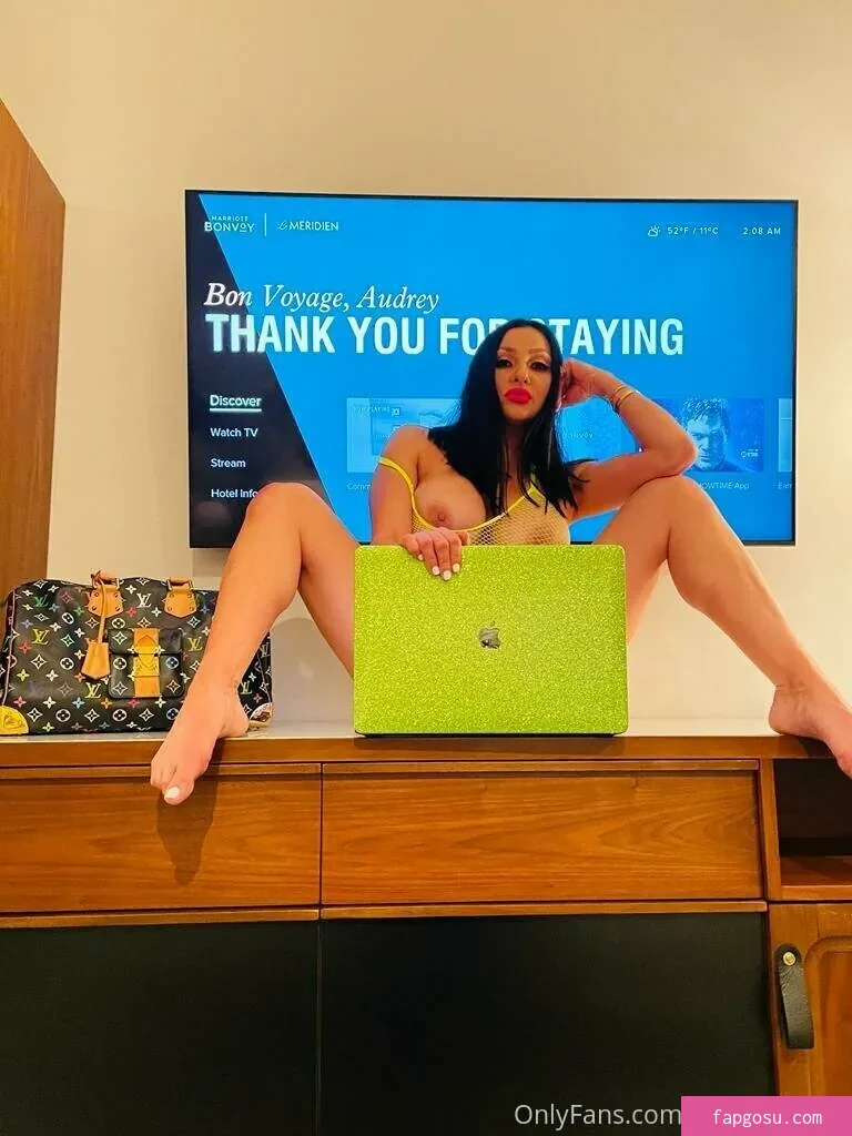 Audrey Bitoni