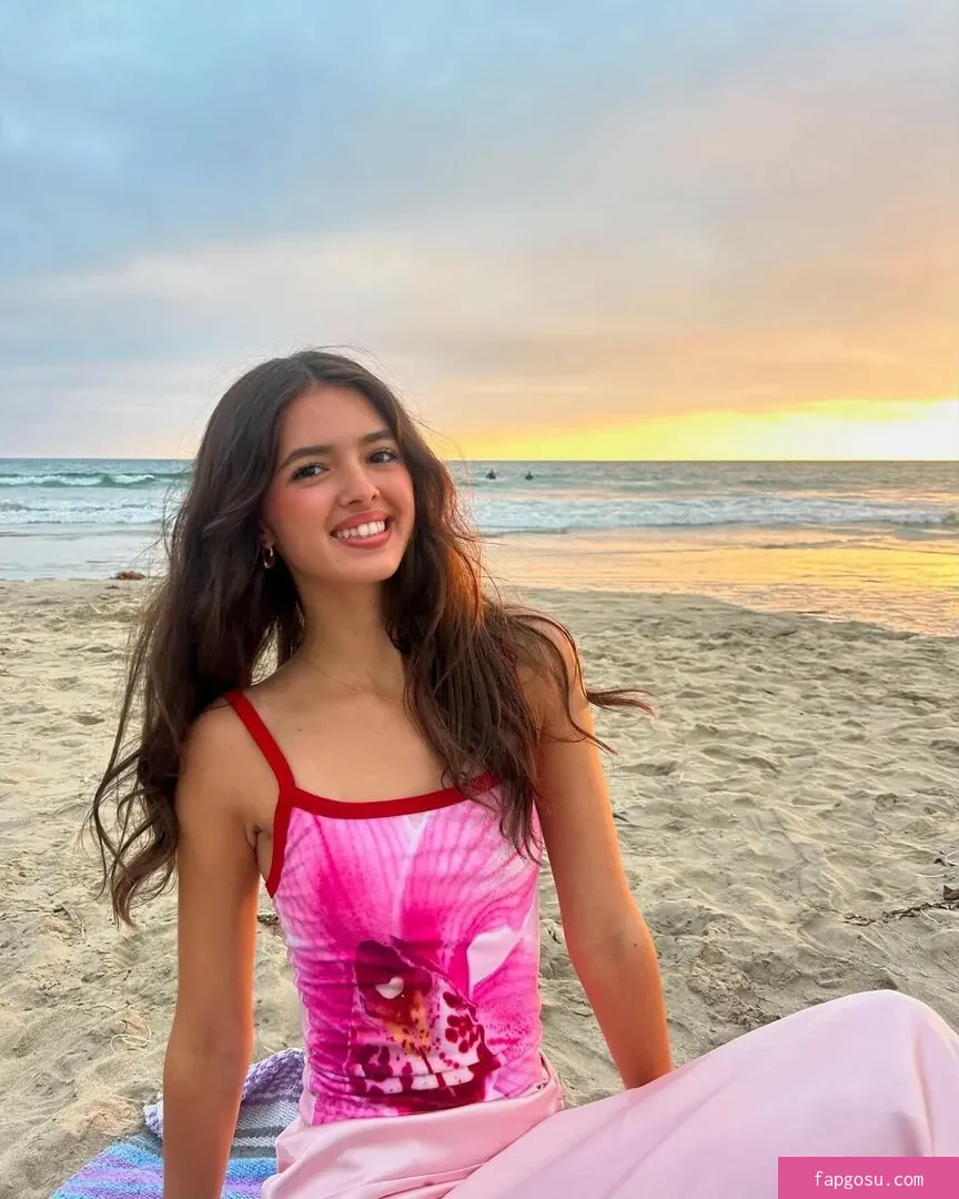 Adriana Camposano