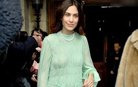Alexa Chung content