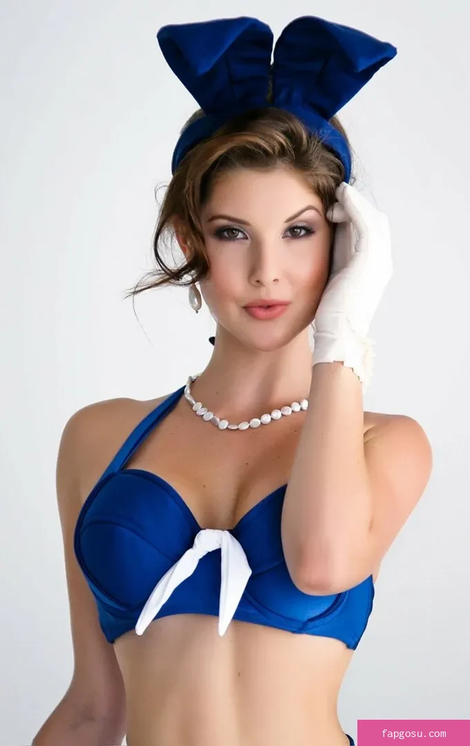 Amanda Cerny