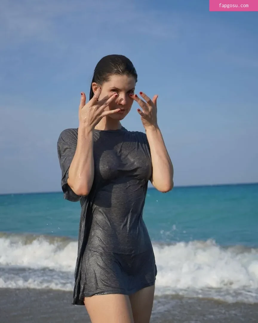 Amanda Cerny