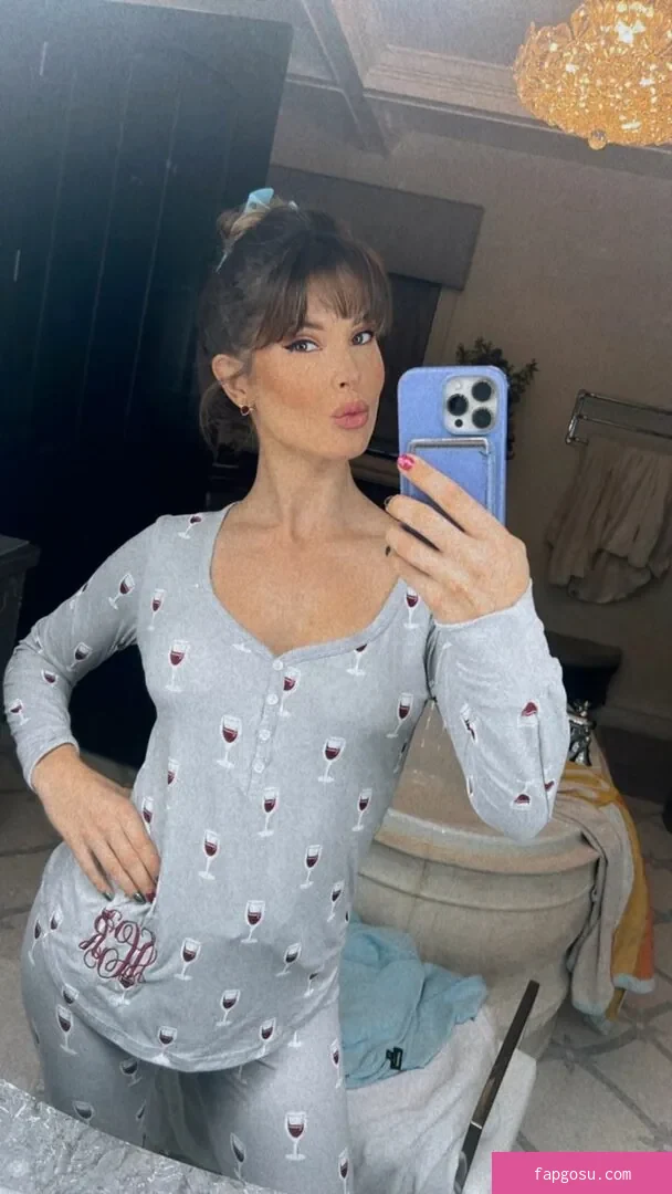 Amanda Cerny