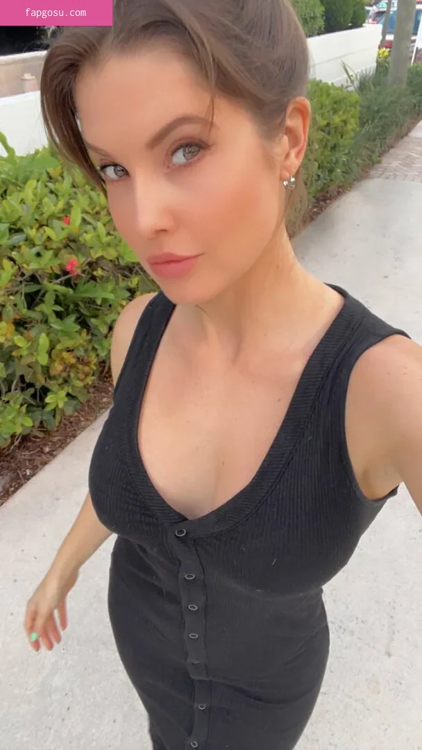 Amanda Cerny