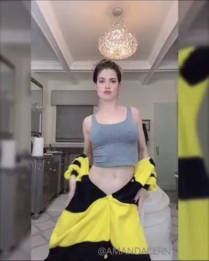 Amanda Cerny