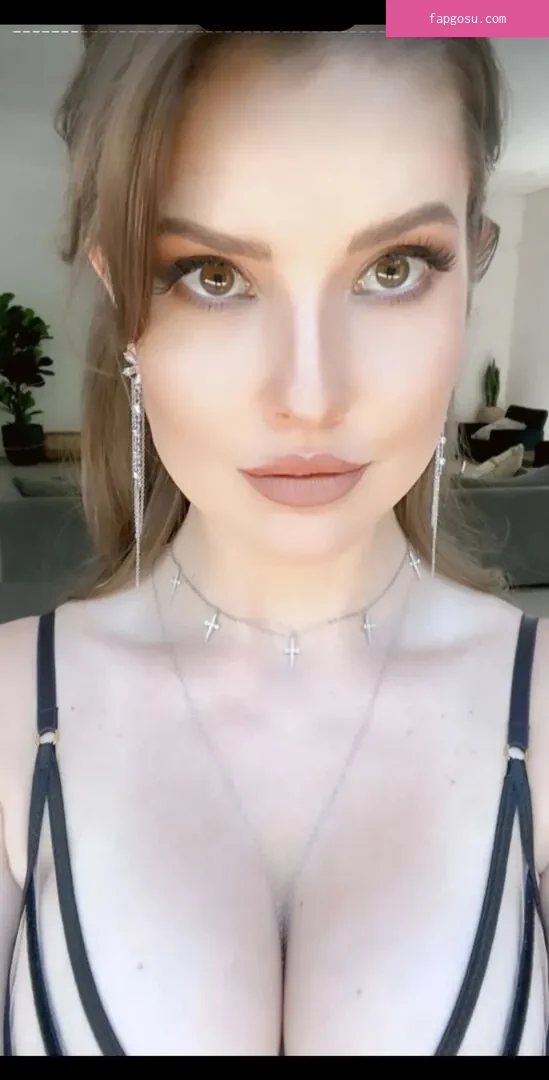 Amanda Cerny