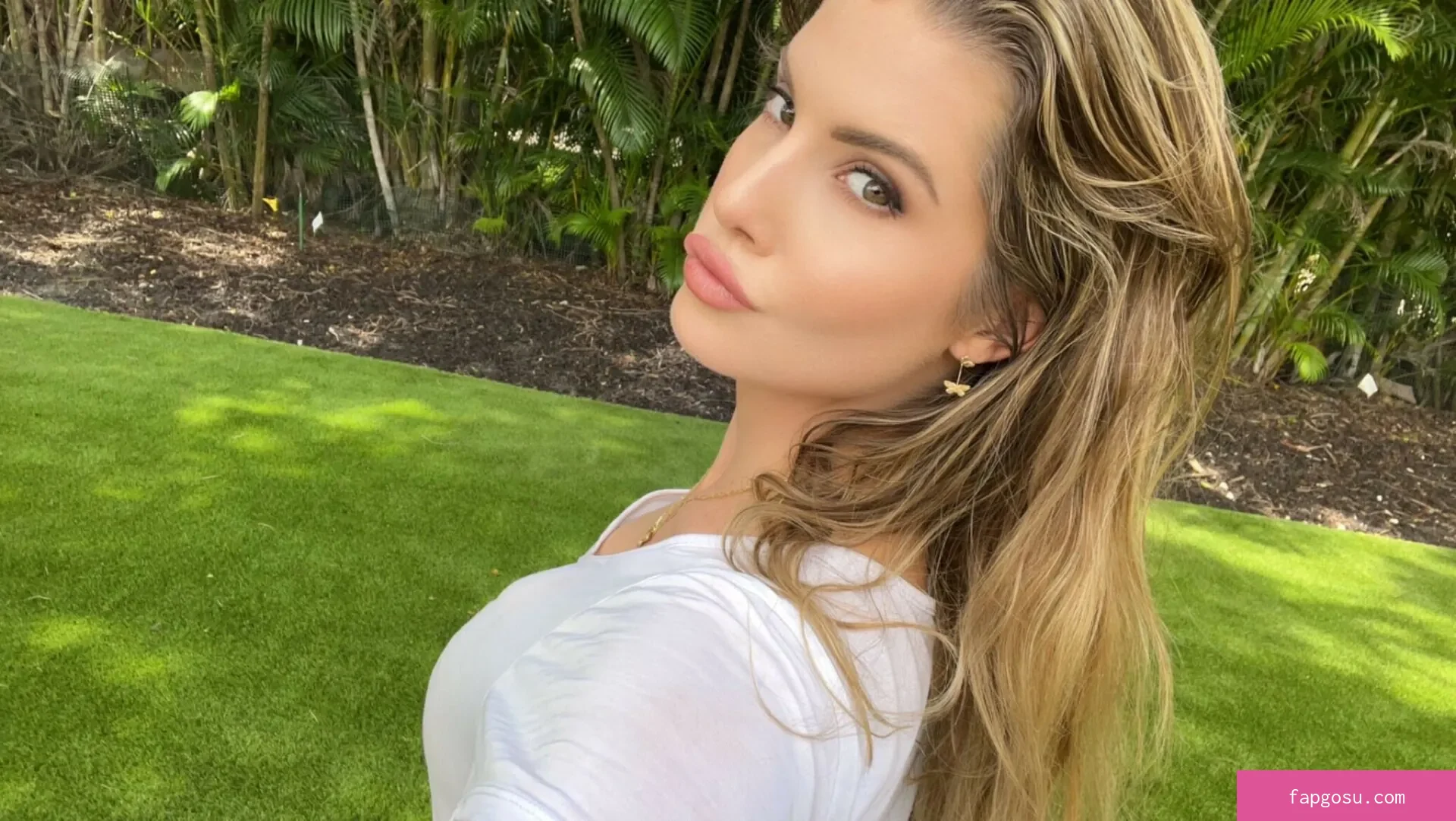 Amanda Cerny