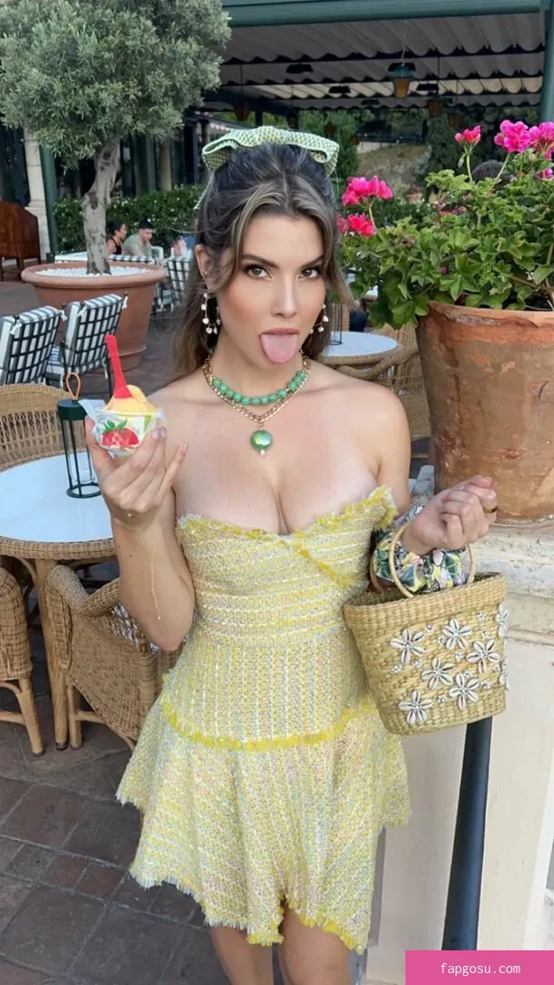 Amanda Cerny