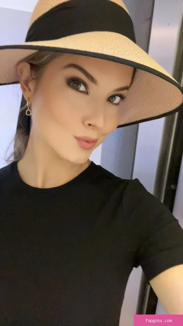 Amanda Cerny