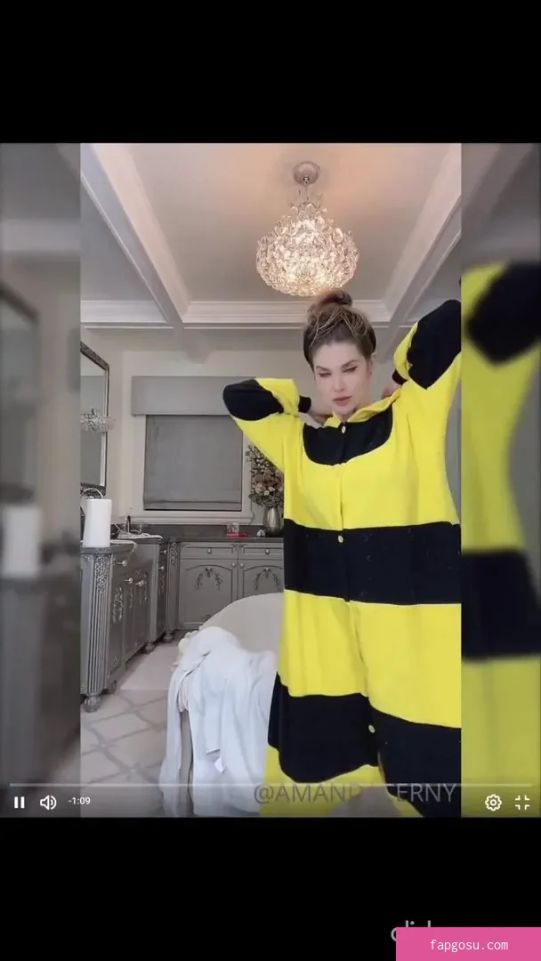 Amanda Cerny