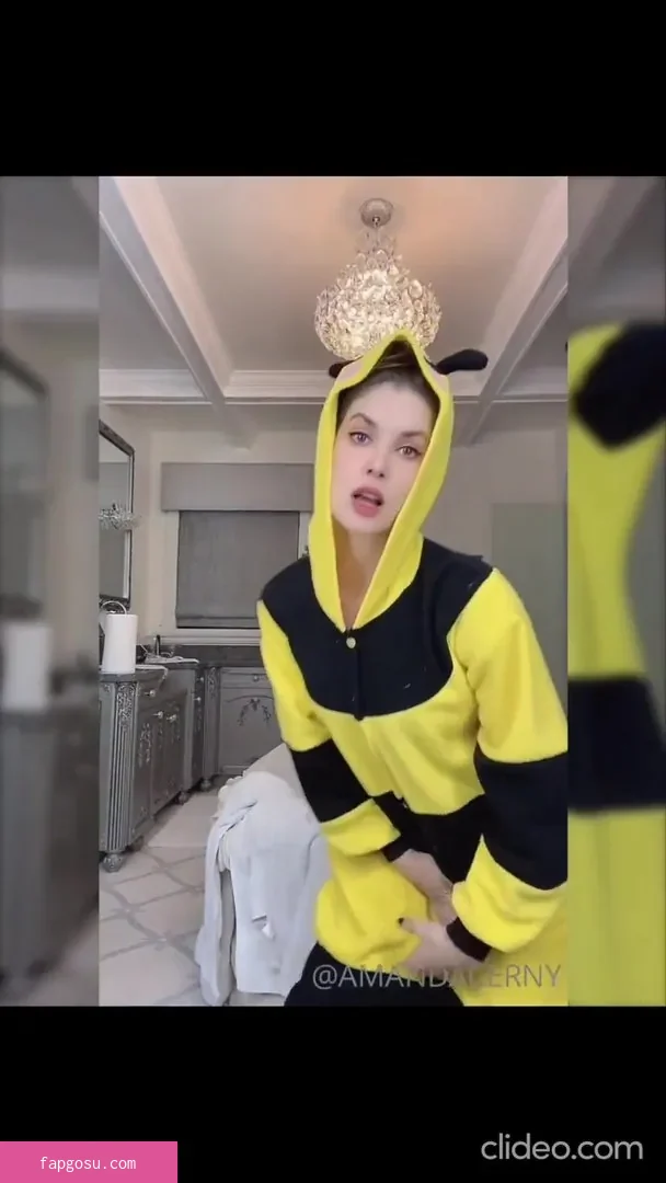 Amanda Cerny