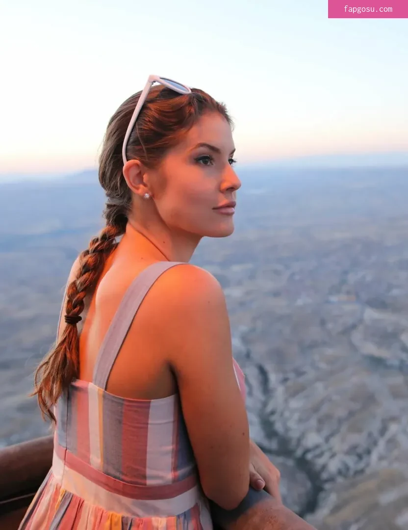 Amanda Cerny