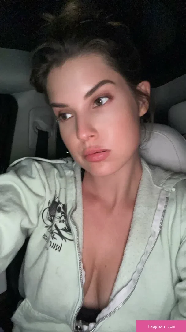 Amanda Cerny