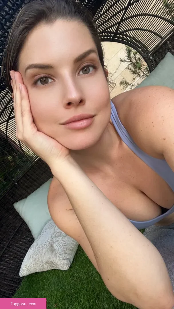 Amanda Cerny