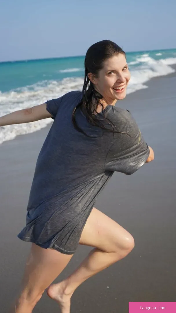 Amanda Cerny