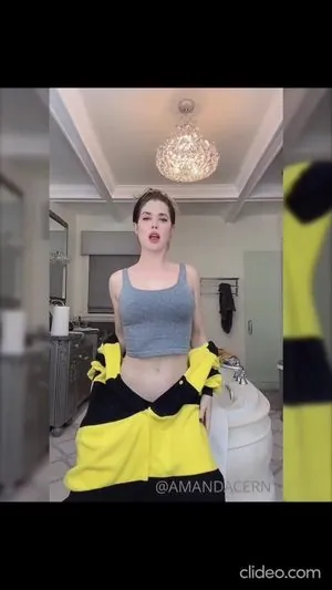 Amanda Cerny