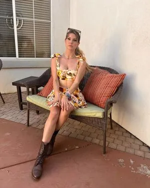 Amanda Cerny